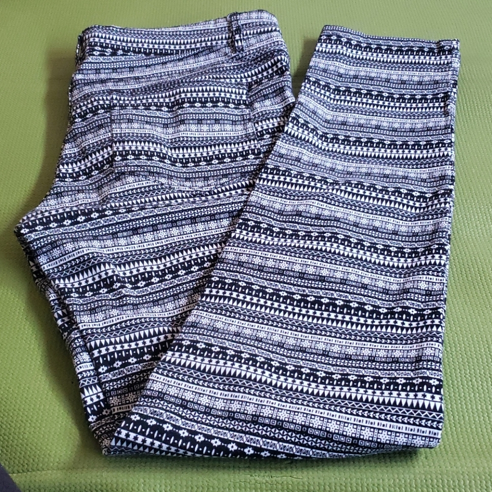 Black and white pant # multiple design